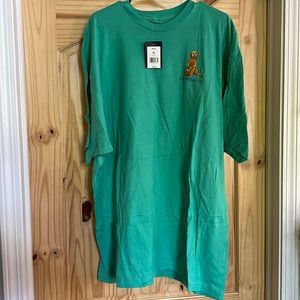 Super cute Crown & Ivy XL Golden retriever beachy tshirt